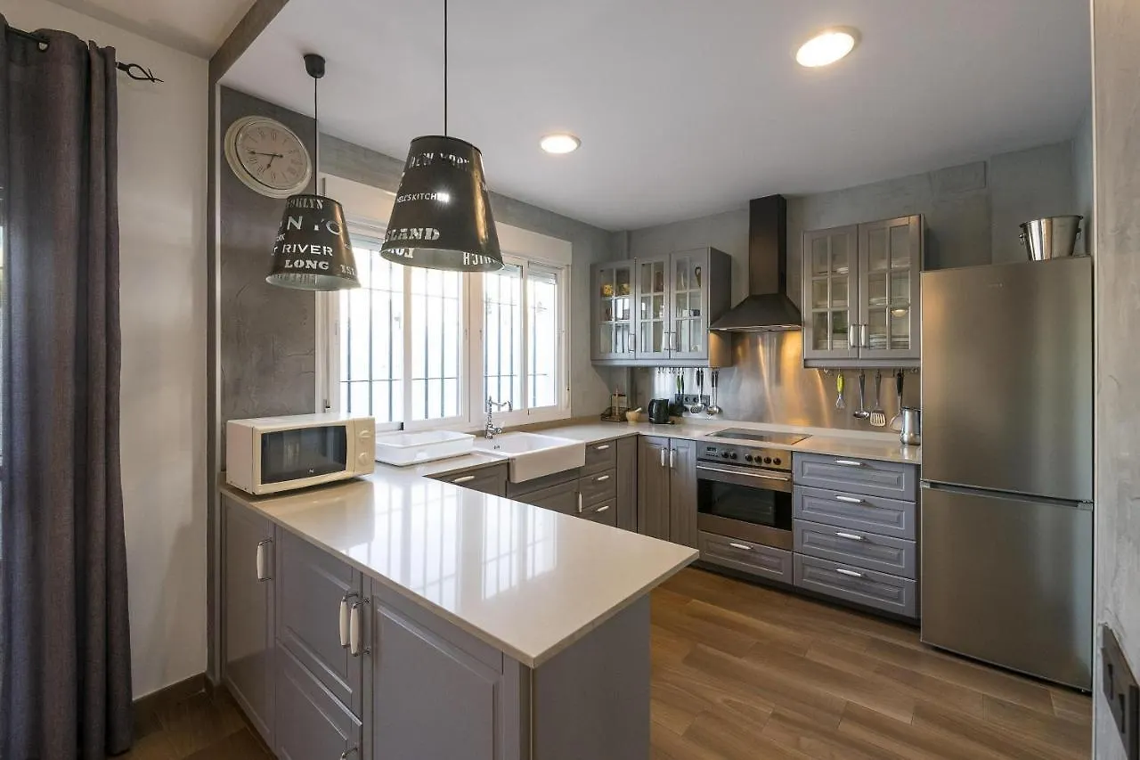 בקתה צ'יקלנה דה לה פרונטרה Duplex Near The Beach